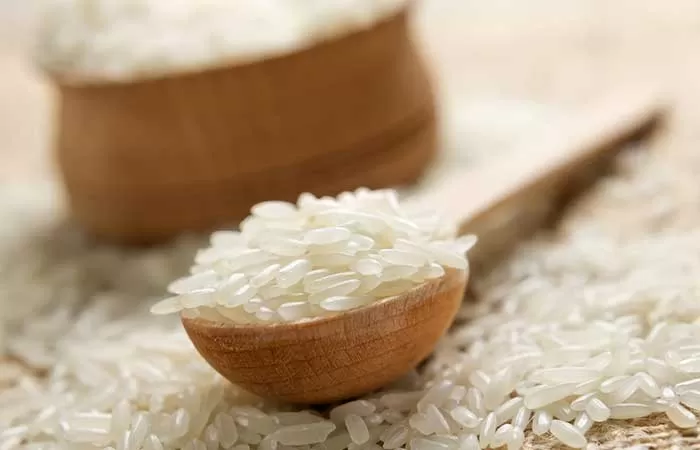 اسکراب برنج برای پوست چرب